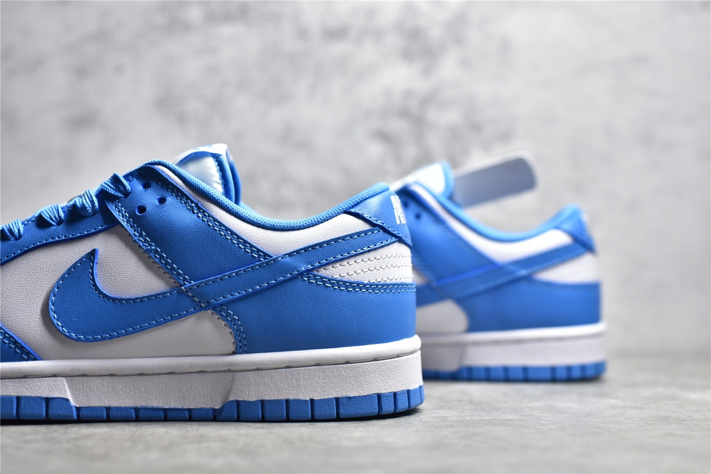 Dunk Low UNC
