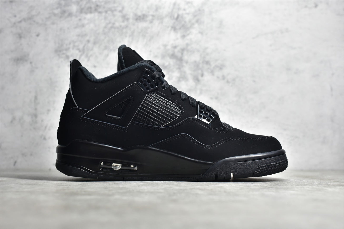 AJ4 Black Cat