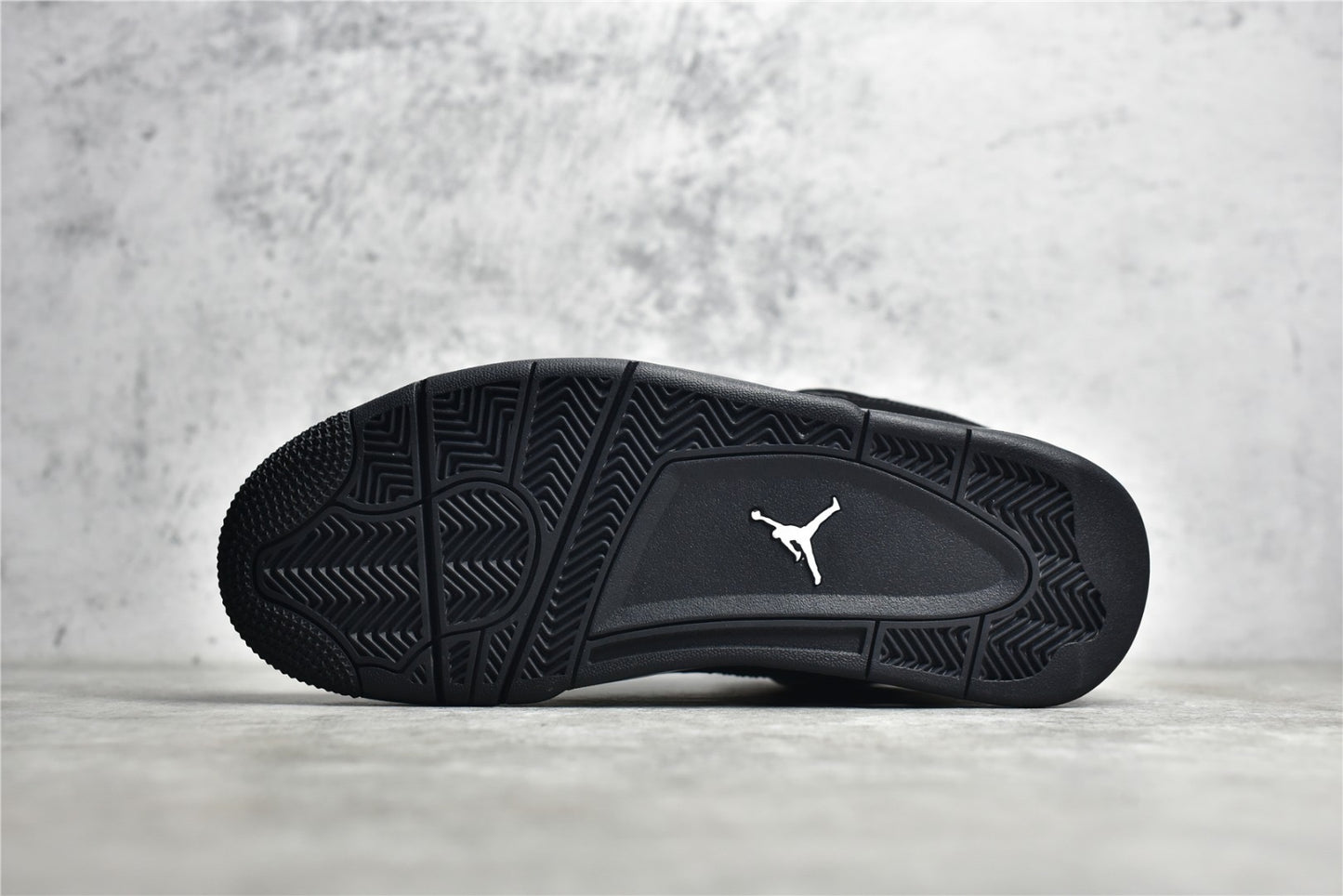 AJ4 Black Cat