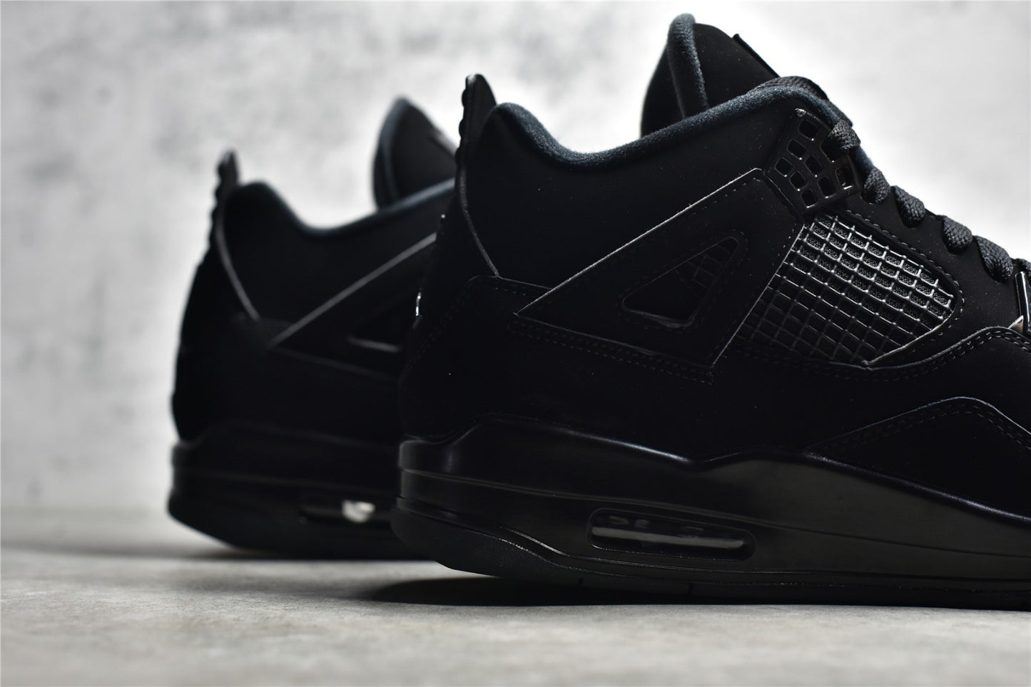 AJ4 Black Cat