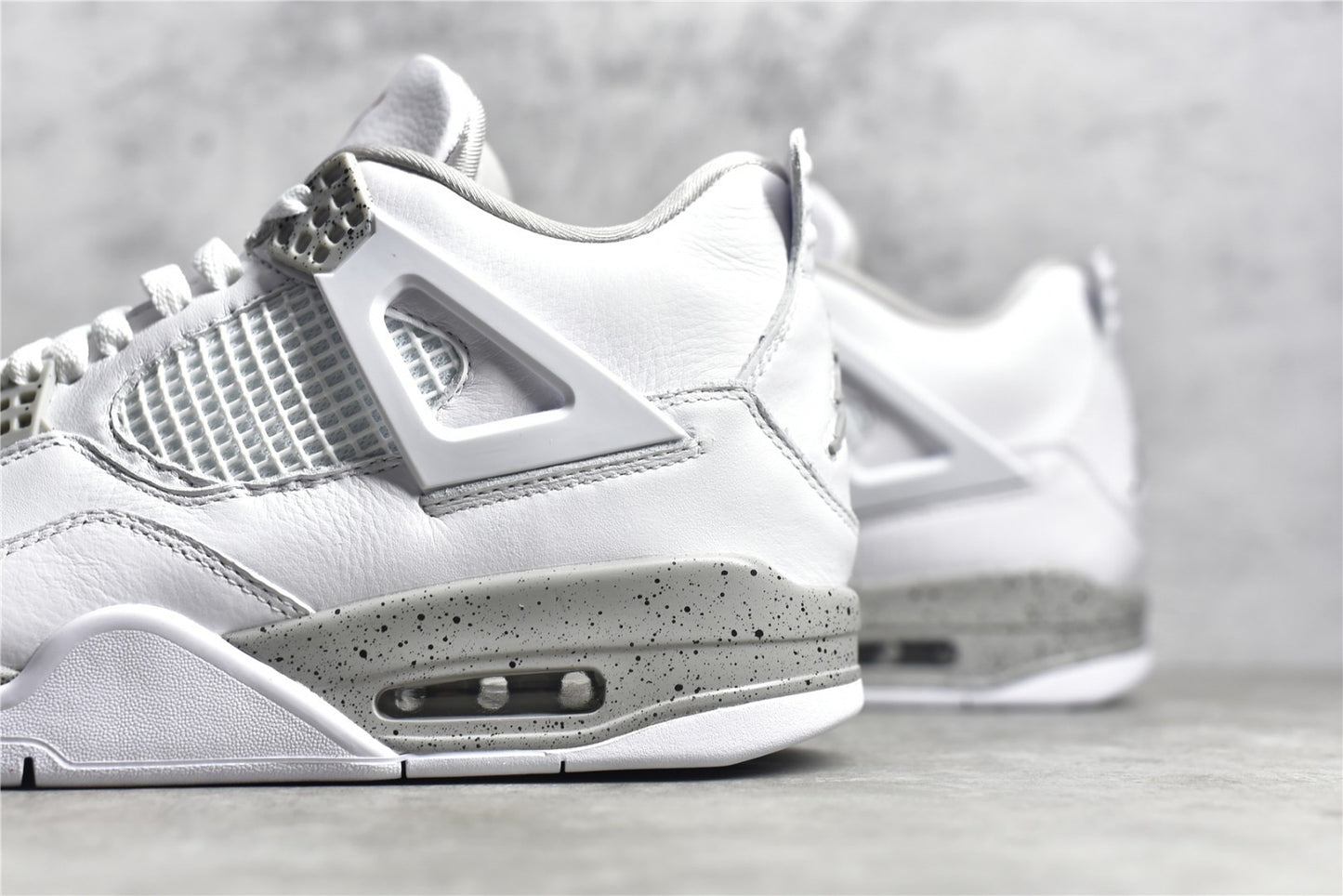 AJ4 White Oreo