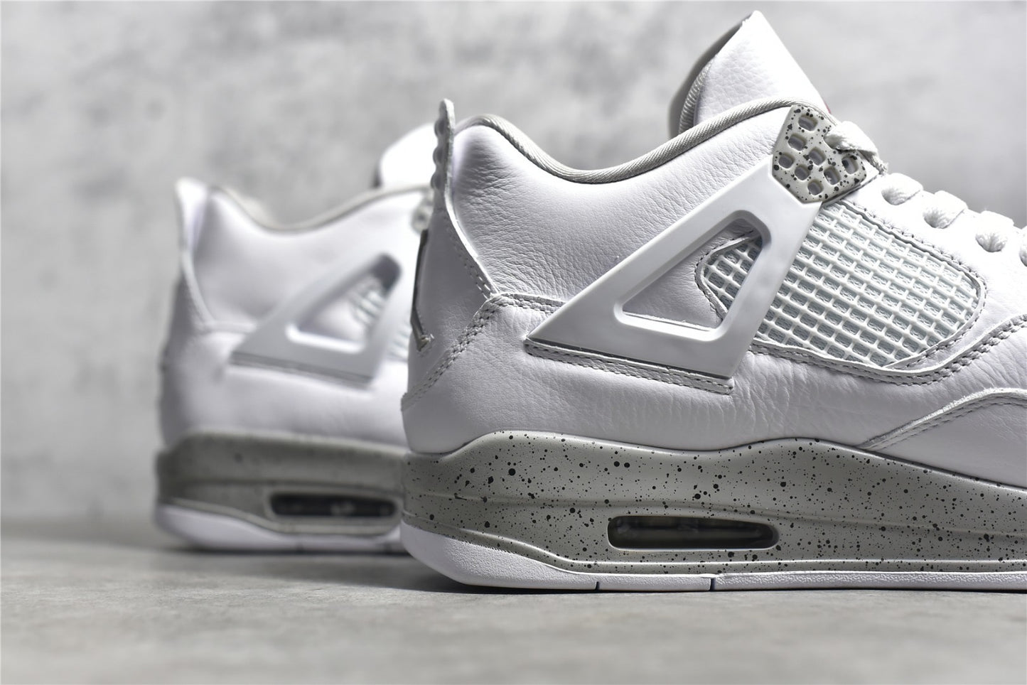 AJ4 White Oreo