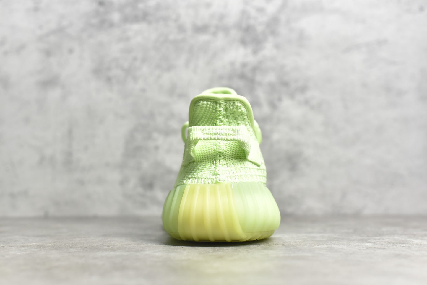 Yeezy 350 v2