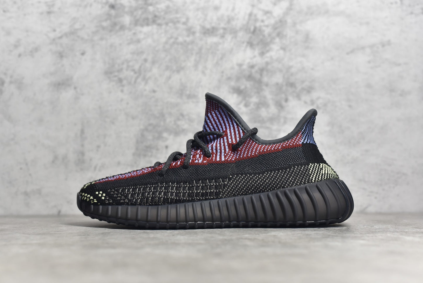 Yeezy 350 v2