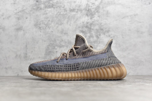 Yeezy 350 v2