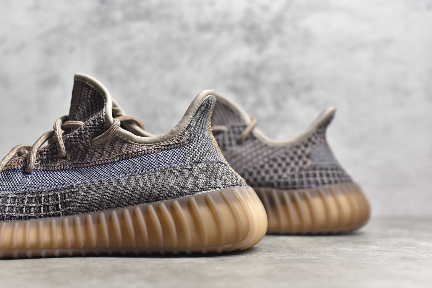 Yeezy 350 v2