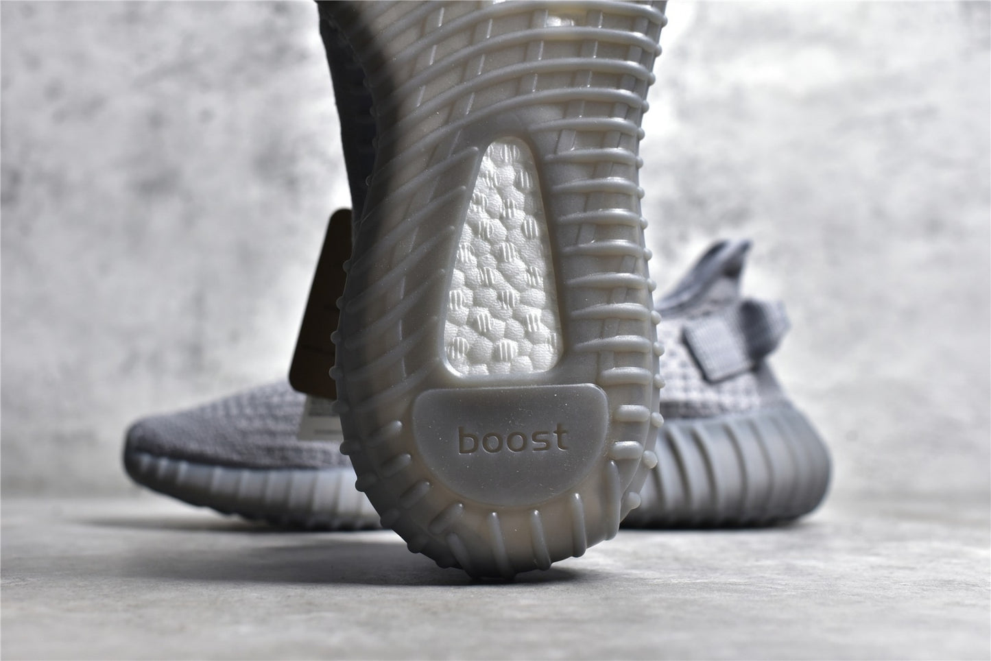 Yeezy 350 v2