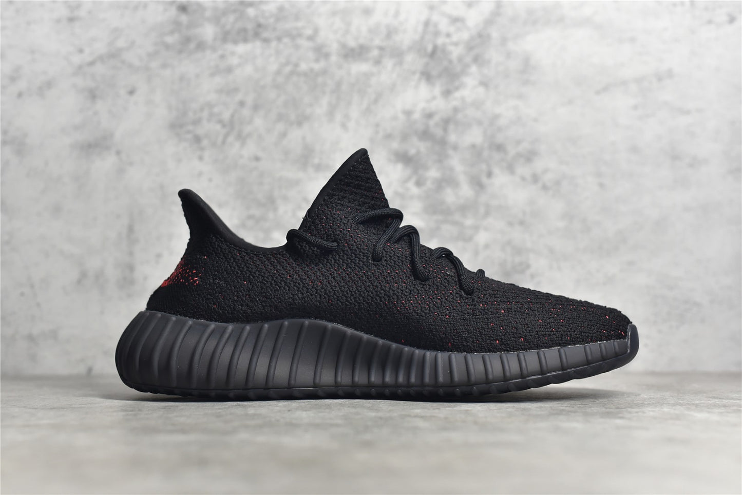 Yeezy 350 v2
