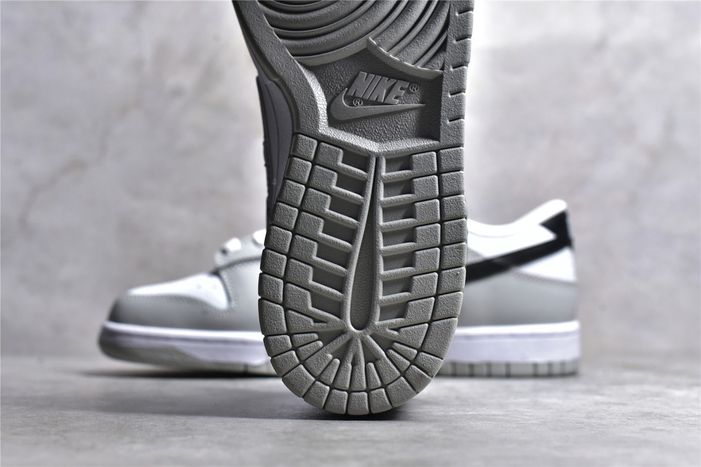 Dunk Low Jackpot Lottery Grey