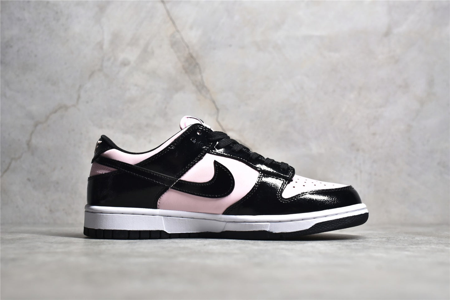 Dunk Low Pink Foam Black