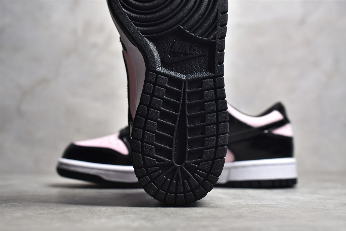 Dunk Low Pink Foam Black